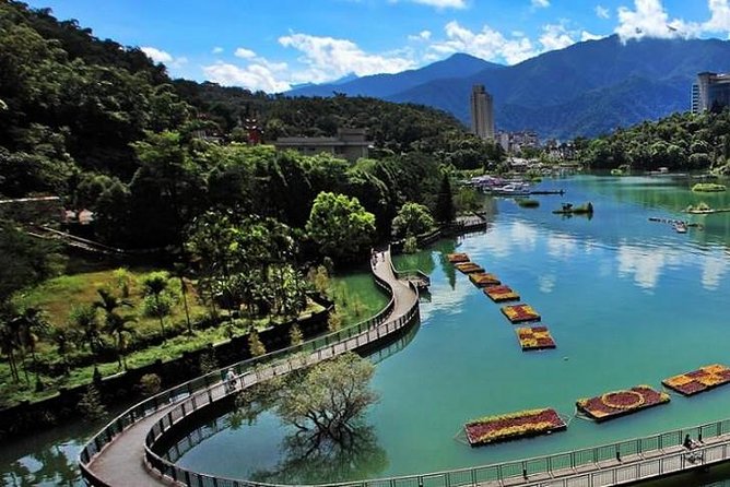 1 day tour Sun Moon Lake from Taichung - A 60-minute bike ride beside the lake