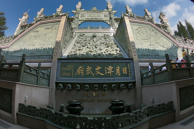 2-Day Private Tour to Sun Moon Lake and Mount Hehuan - Who should book this experience?