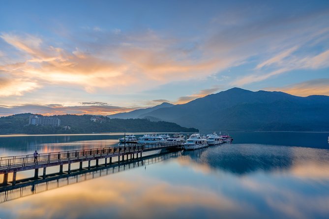 5-Day Round Taiwan Charter Car Tour - Day 1: From Taipei to Sun Moon Lake