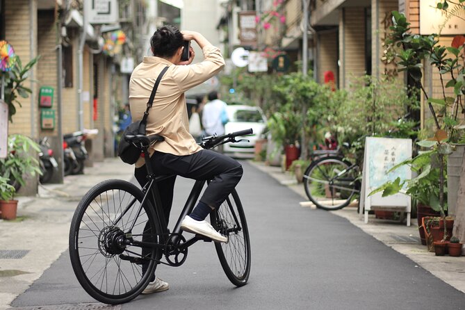 Best E-bike Cycling Tour in Taipei - Includes Local Food & Drinks - Key points to know before you book