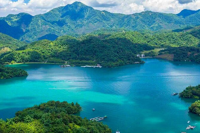 Best of Taiwan 9 Days Tour - Taipei begins and ends the trip