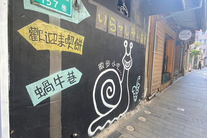Food and Culture Walking Tour in Tainan - Ending at Hayashi Department Store