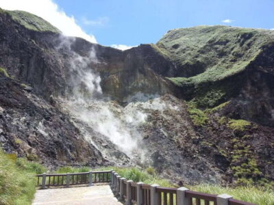 Beitou and Yangmingshan National Park Day Tour