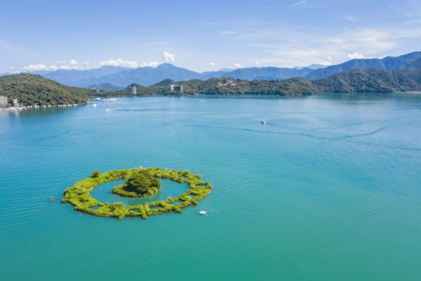 From Taipei: Nantou and Sun Moon Lake View Day Tour - Boat ride, bicycles, and other choices