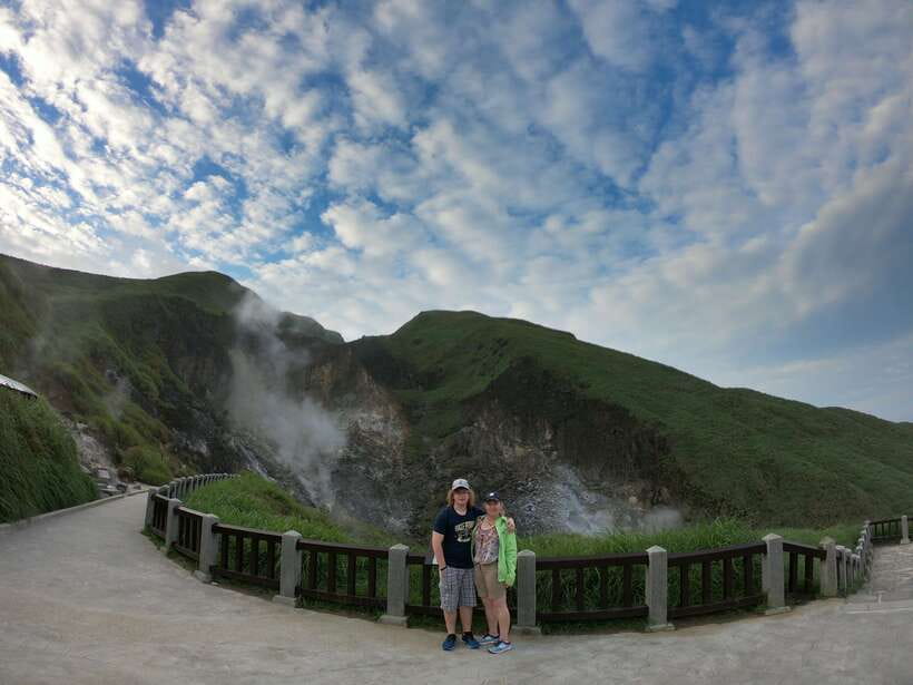 From Taipei: Private Yangmingshan Volcano and Nature Tour - Flower Clock and Zhuzihu calla lilies