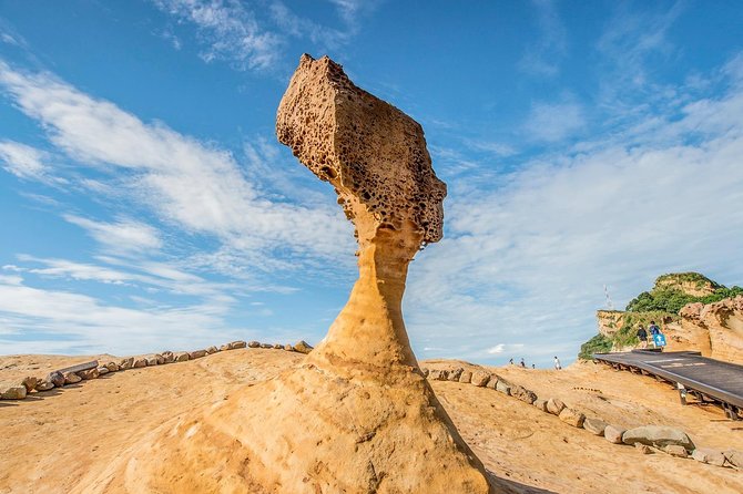 Full-Day Private Northern Taiwan Tour from Taipei with Pickup - Yehliu Geopark and the Queen’s Head