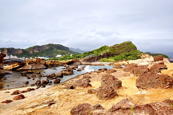 Full-Day Tour in Shifen, Jiufen & Yehliu of Taipei (Incl. ticket) - Key points at a glance