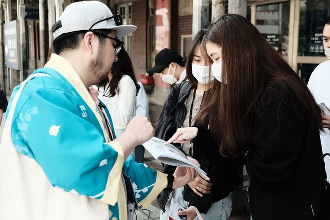 Guided Historical Tour in Taichung with Suncake DIY Experience - A quick taste of Jiguang stinky tofu