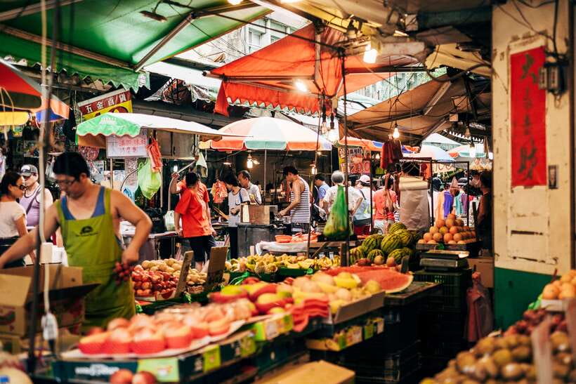 Iconic Food Tour: Local Street Food, Drinks & Sites - Cold sesame noodles and the first back-alley stops