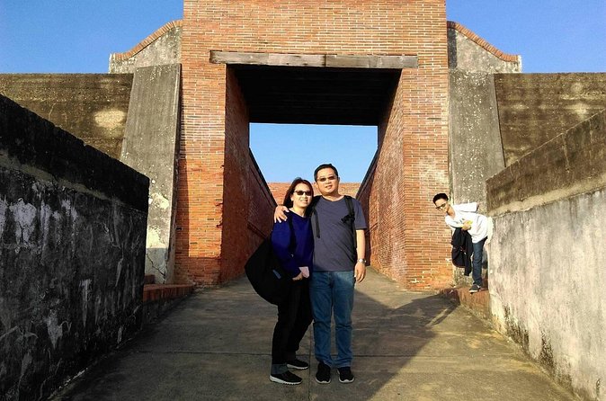 Kaohsiung Area Classic Tour - Shoushan LOVE Lookout and the harbor at day’s end