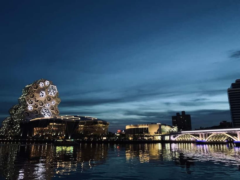 Kaohsiung Private Tour - Discover Local Hidden Gems - Key Points Before You Book
