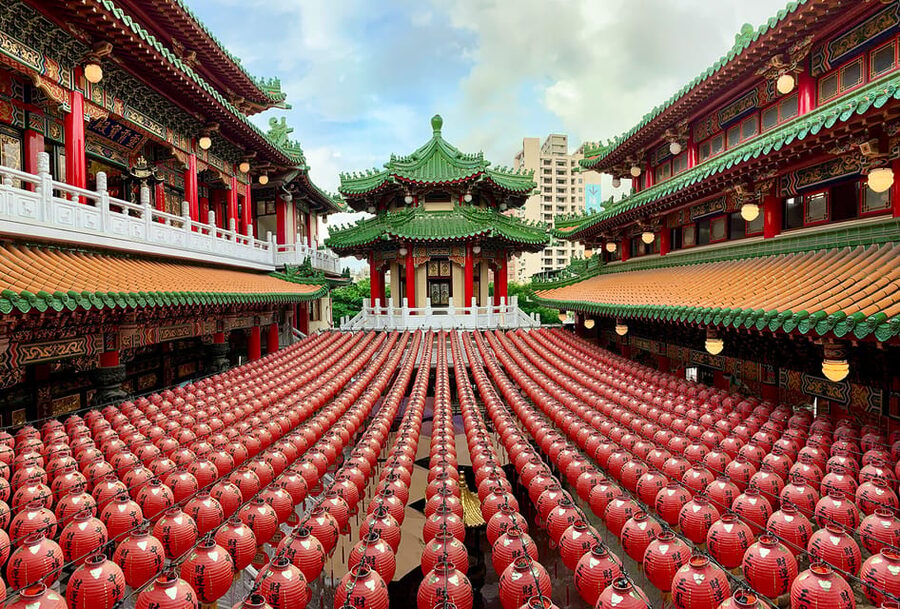 Kaohsiung Private Tour - Discover Local Hidden Gems - Sizihwan and the Monkey Mountain Sunset