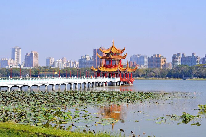 Kaohsiung: Private Walking Tour with a Local - A walk shaped by your interests