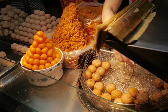 Local Favorites: Taiwan Night Market Food Tour in 2 hours - Pork leg, salty chicken, and the limits of choice