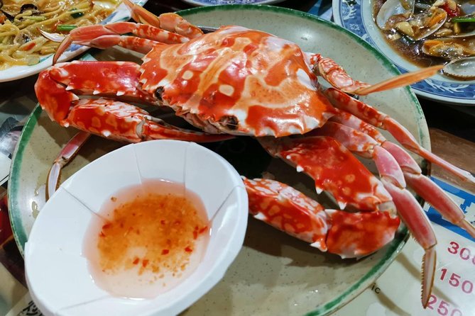 Northern Taiwan Private Adventure: Yehliu, Jiufen, & Pingxi - How the timing feels over eight hours