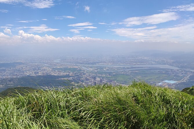 One Day Hike around Taipei's Yangmingshan National Park - What the $140 price really covers