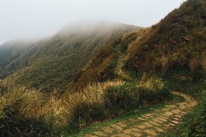 One Day Hike around Taipei's Yangmingshan National Park - The guide, weather, and practical comfort