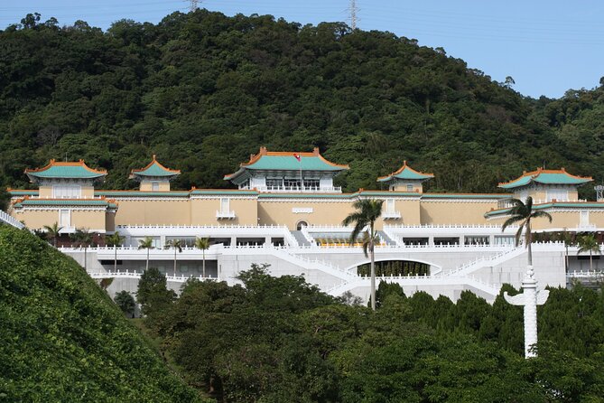 One-Day Historical and Heritage Tour in Taipei - Starting at Taipei Main Station at 9 a.m.