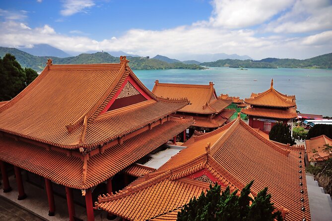 Private 1 Day Sun Moon Lake Escape Tour from Taipei - Weather, traffic, and the shape of the day