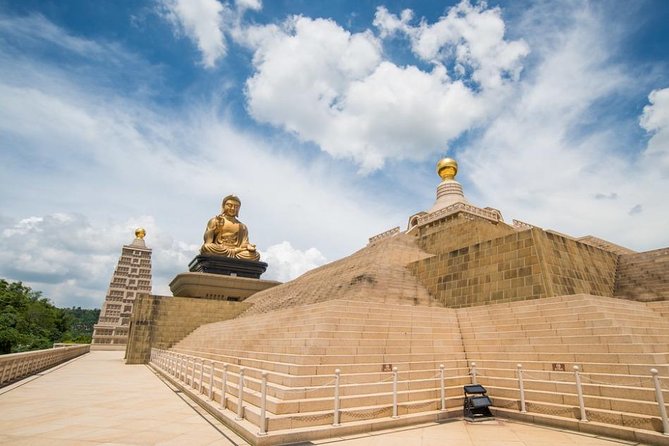 Private Classic Kaohsiung Day Tour - Fo Guang Shan Buddha Museum and the Buddha Tooth Relic