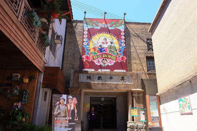 Private Jiufen & Pingxi Day Tour with English-Speaking Guide - Weather, traffic, and the small practical details