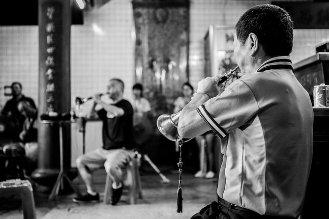 Private Keelung Cultural Walk: Markets, Streets & Local Life - What the private format is worth