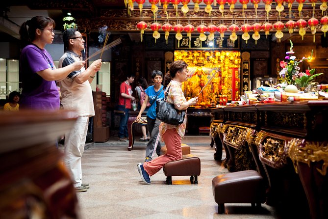 Private Keelung Cultural Walk: Markets, Streets & Local Life - Weather, pace, and practical planning