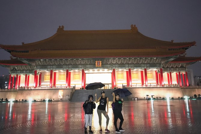 Private Night Tour of Taipei - Chiang Kai-Shek Memorial Hall after dark
