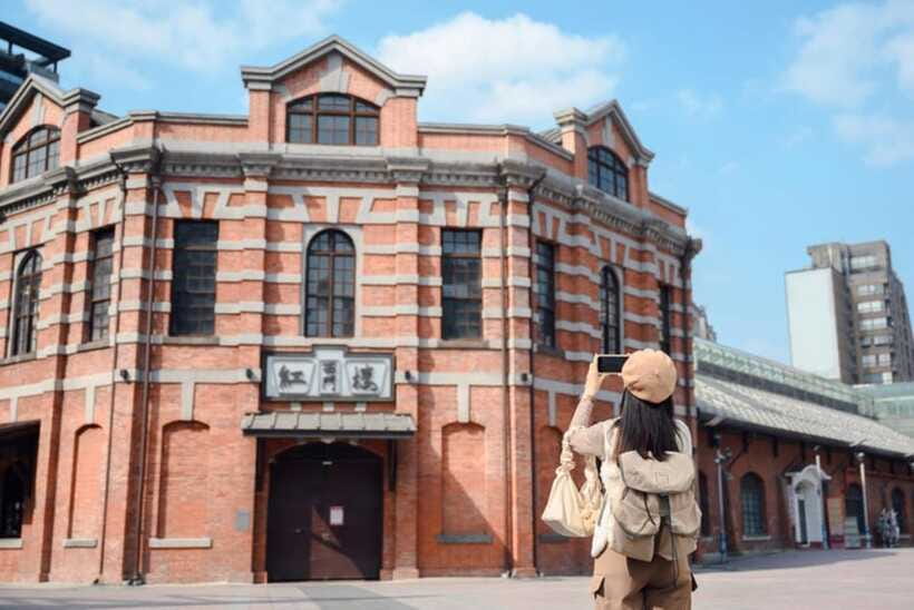 Private Taipei City Layover Tour from TPE Airport - Group size, comfort, and value at $114