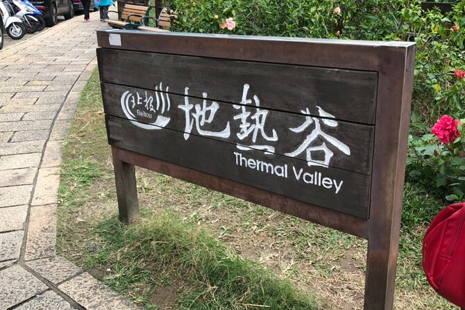 Private Yangmingshan & Beitou Tour from Taipei with Pickup - Yangmingshan’s flower clock and mountain roads