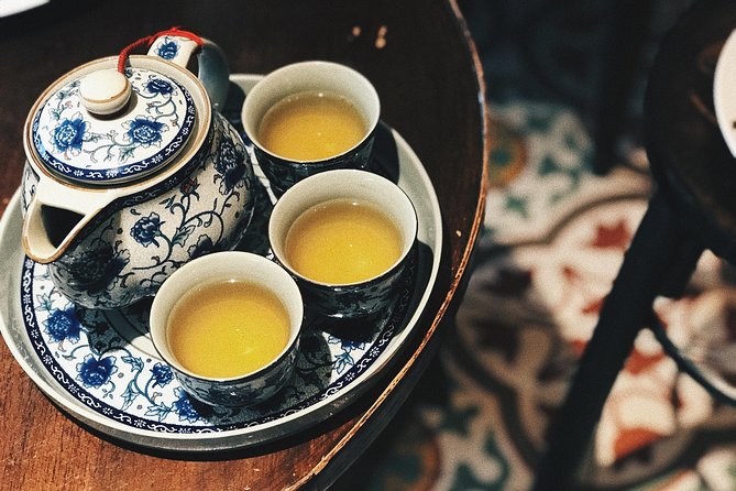 Sip & Savor: Maokong Tea & Shenkeng Stinky Tofu Private Day Tour - Two hours in Maokong focus on tea and mountain views
