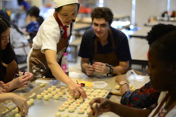 Sweets to Streets: 6Hr Taipei Adventure with Pineapple Cake DIY - Starting with a pineapple cake class in Taipei