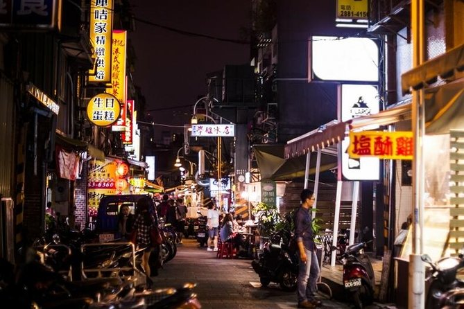 Taipei: Book A Private Local Host For 6 Hrs Customized Experience - Who should book this experience?