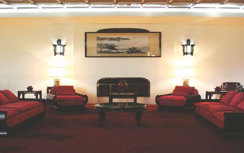 Taipei: Chiang Kai-Shek Shilin Residence Ticket - The Inner Garden and Private Taste