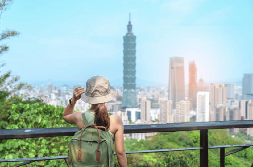 Taipei: City Highlights Private Sightseeing Tour with Guide - Dihua Street shows Taipei’s older commercial side