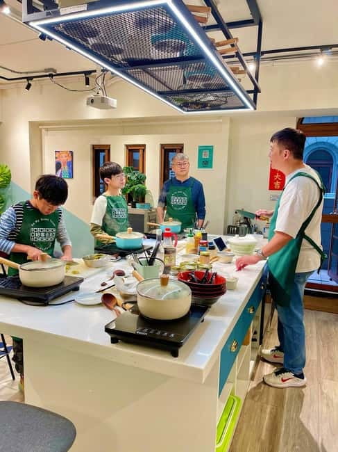 Taipei: Cooking Class & Market Adventure Historic Dadaocheng - Key points to know before booking