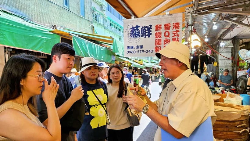 Taipei: Cooking Class & Market Adventure Historic Dadaocheng - Wednesday and Saturday: hand-cut braised beef noodle soup