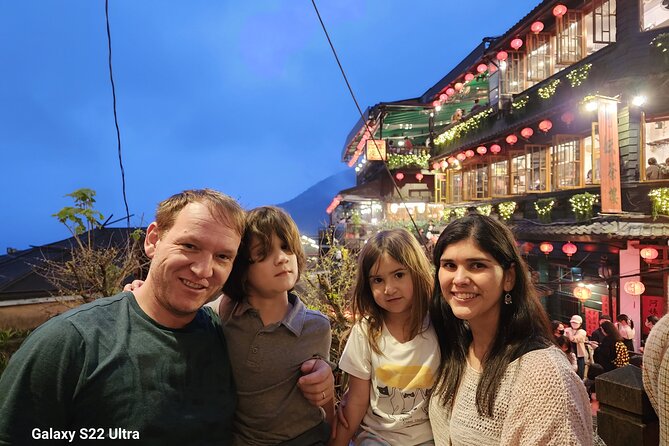 Taipei day tour(northeast coast tour or city tour) MERCEDES VAN - Shifen Old Village and the sky lantern ritual