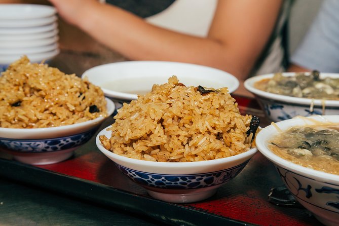 Taipei Food Tour: Night Market & Convenience Store(Food Included) - The 7-Eleven stop is more useful than it sounds