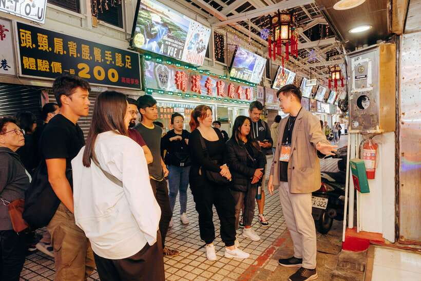 Taipei: Food Tours w/ Top 10 Taiwan Food (Breakfast/Dinner) - Two food tours, two very different Taipei moods