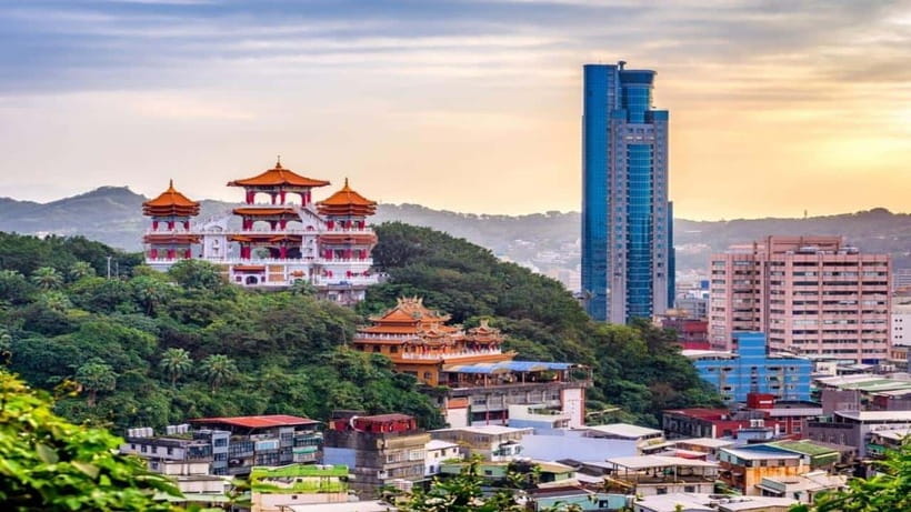 Taipei: Highlight Attractions Walking Tour - Beiping East Road at No. 7