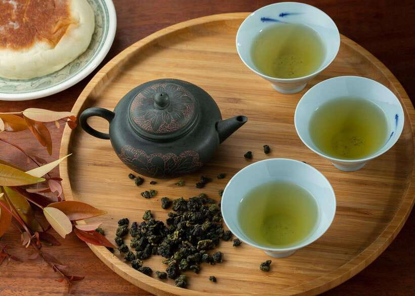 Taipei: Maokong Tea & Shenkeng Tofu Private Day Tour - Four hours in Maokong: tea, views, and a gondola ride