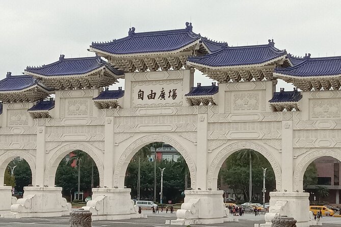 Taipei Memory - 2 Days Tour - Taipei 101 brings the city up to the present