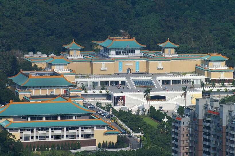 Taipei: National Palace Museum E-Ticket - Three Major Halls, One Enormous Collection