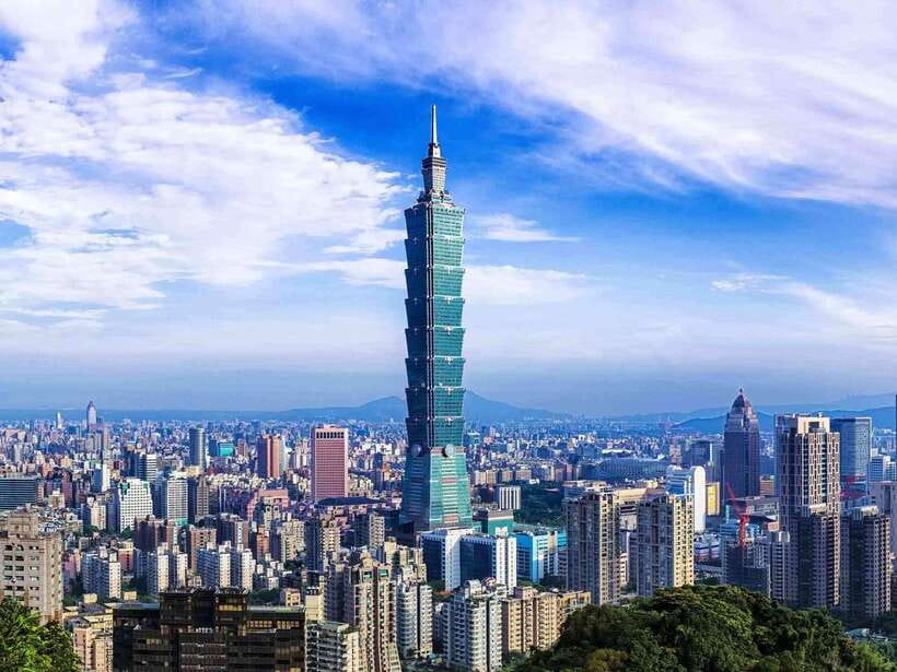 Taipei: Priority Pass Taipei 101 Observatory Deck Ticket - The 37-second ride to the 89th floor