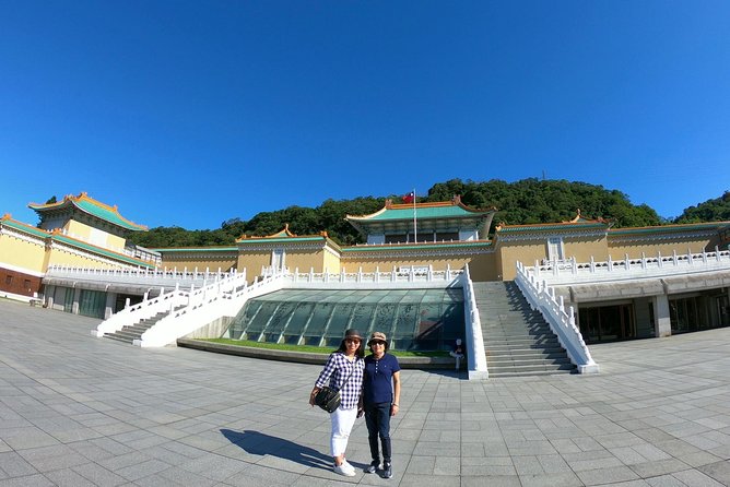 Taipei Private Car Charter Tour - Temples, tea houses, and a route beyond the center