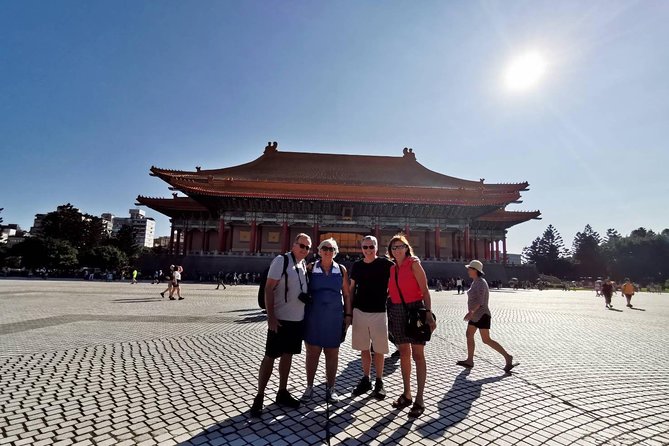 Taipei Private Car Charter Tour - How much guidance should you expect?