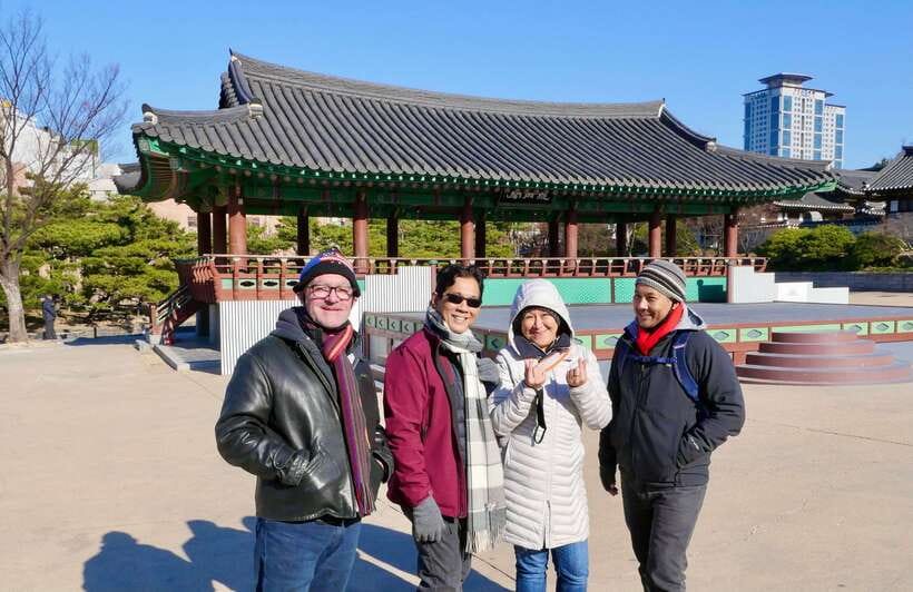 Taipei Private Custom Tour with a Local: Icons & Hidden Gems - Why this private Taipei tour works best at the start