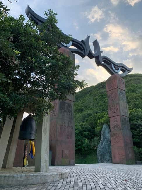 Taipei Private Spiritual Tour with Afternoon Tea & Cycling - Leaving Taipei for the Yinyang Sea