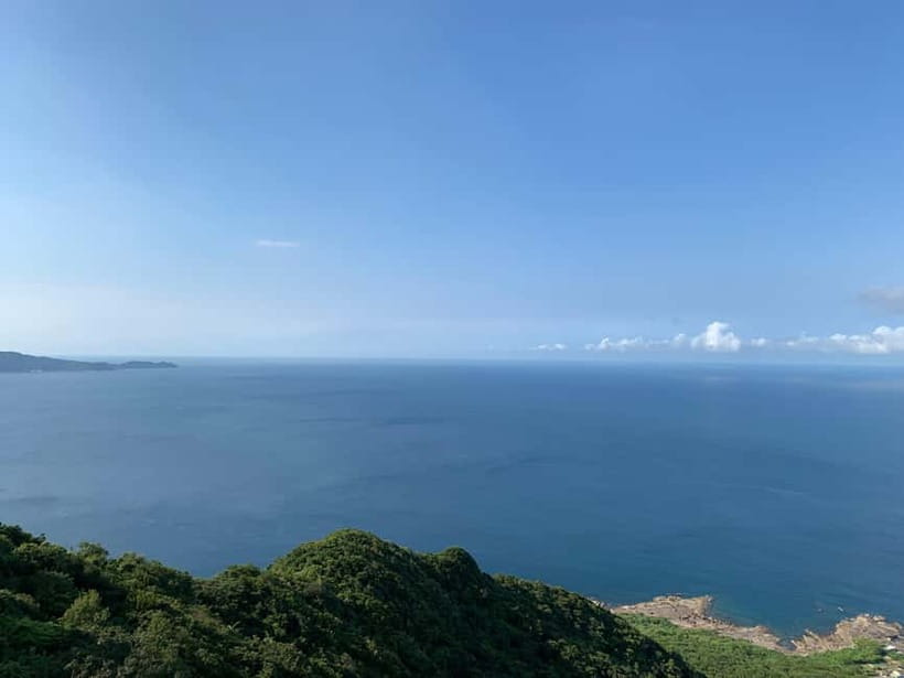 Taipei Private Spiritual Tour with Afternoon Tea & Cycling - How the private transport affects the day